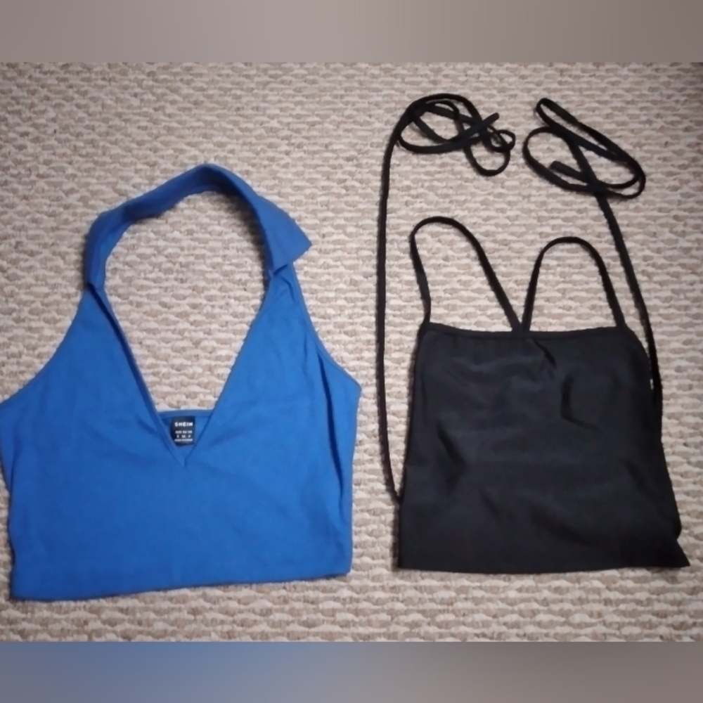 😊5 for $20 (2) Cropped tops
